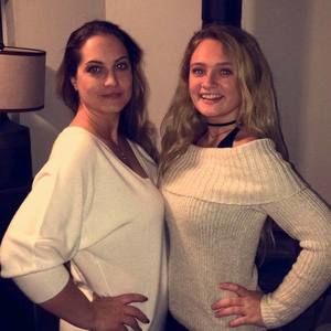 Meet your Posher, Hillary